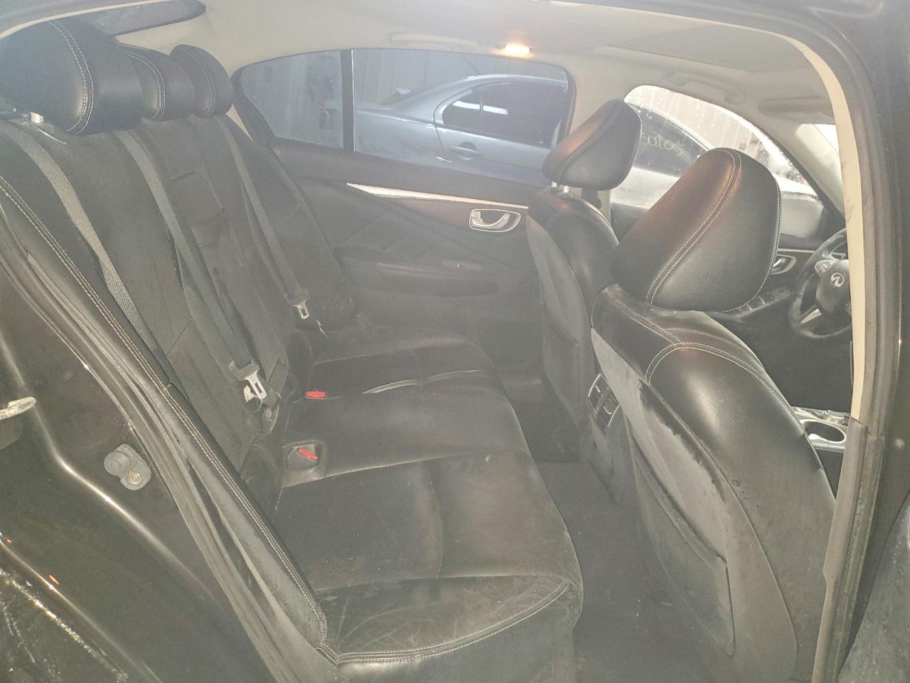 INFINITI Q50 Base