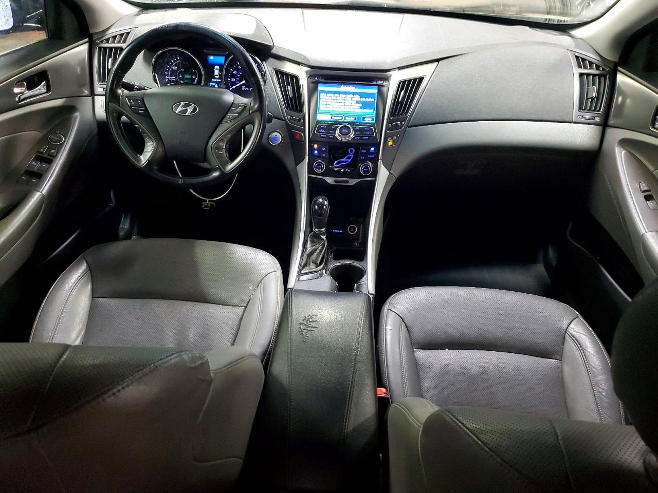 Hyundai SONATA Hybrid
