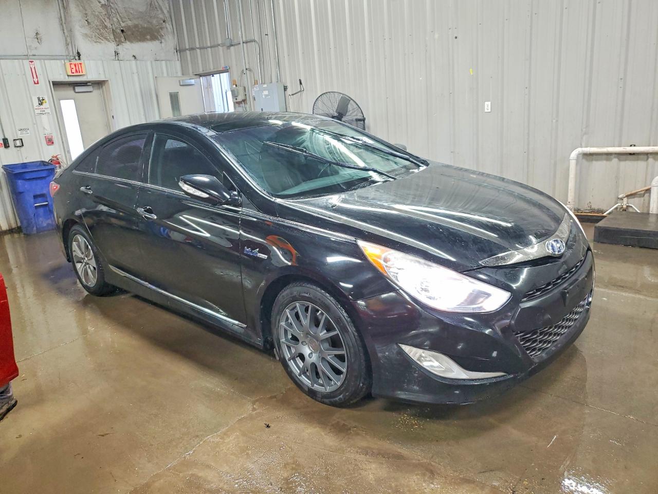 Hyundai SONATA Hybrid