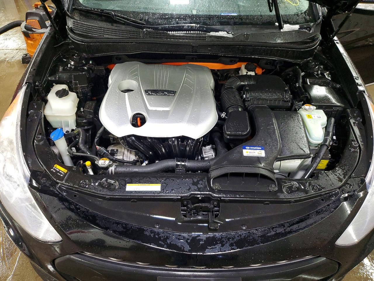 Hyundai SONATA Hybrid