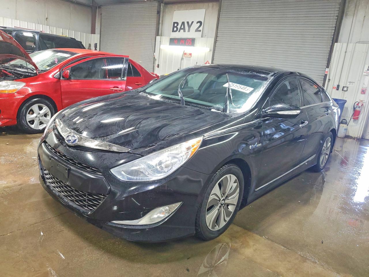 Salvage Hyundai SONATA Image