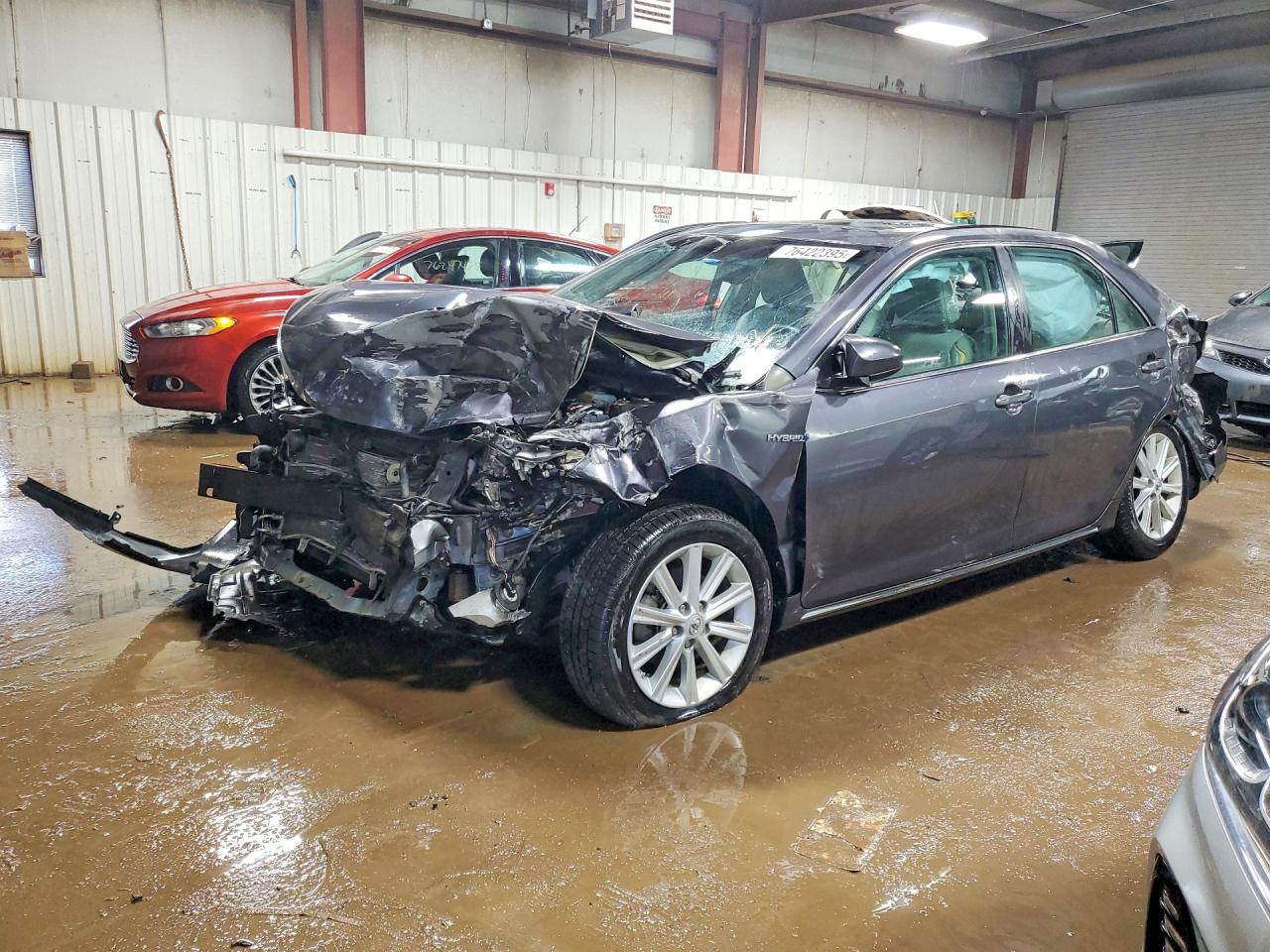 Salvage Toyota Camry Image