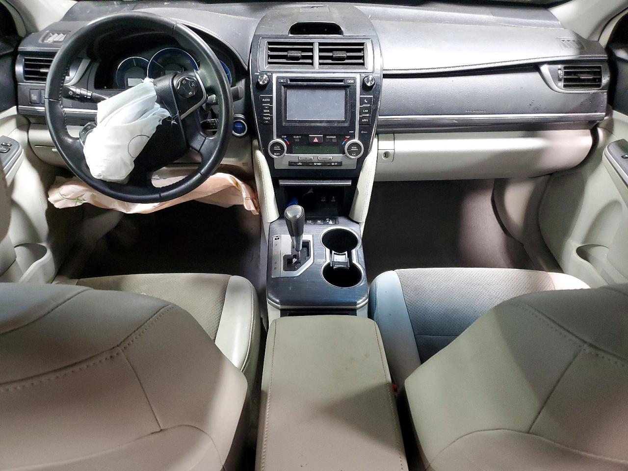 Toyota Camry Xle