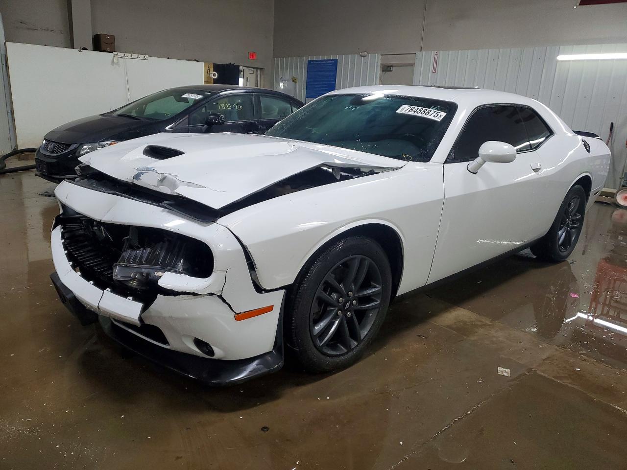 Salvage Dodge Challenger Image
