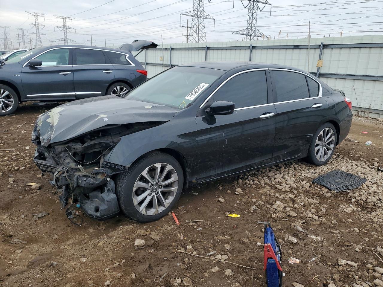Salvage Honda Accord Image