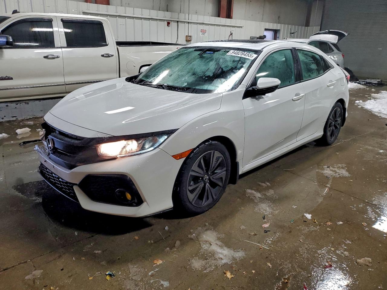 Salvage Honda Civic Image