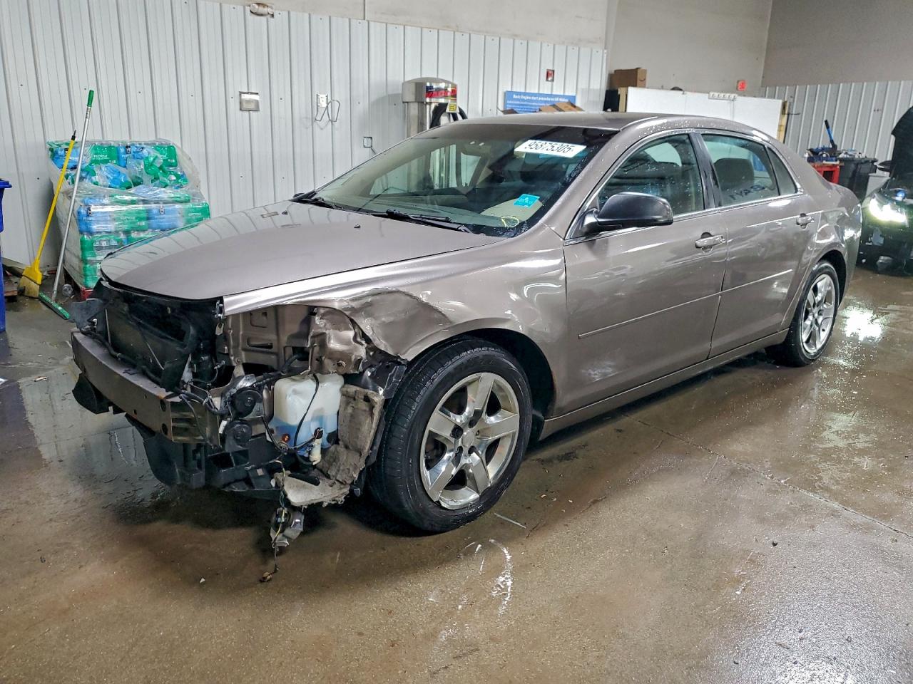 Salvage Chevrolet Malibu Image