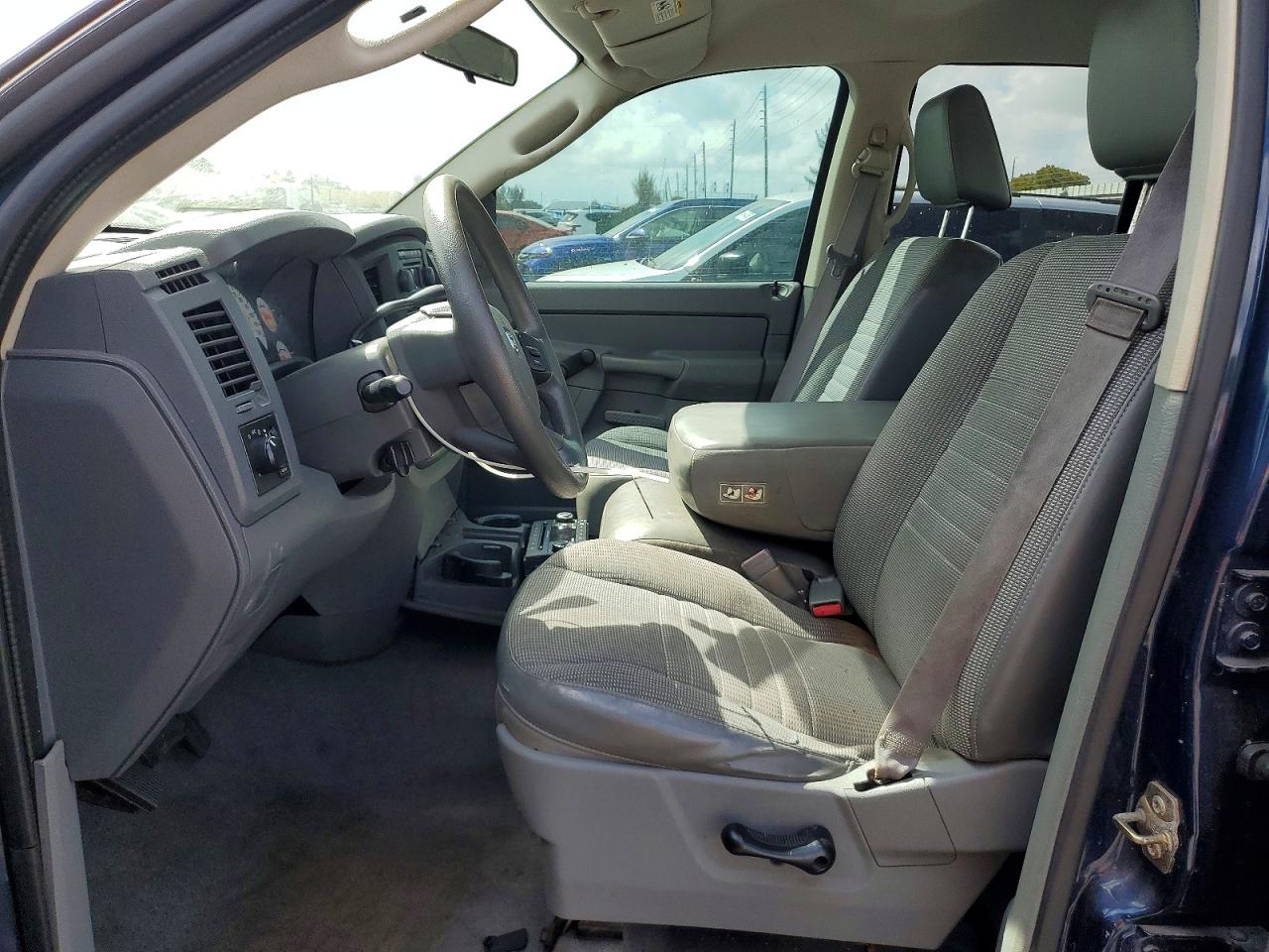 Dodge Ram 1500 St