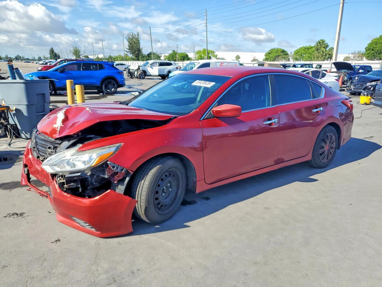 Salvage Nissan Altima Image