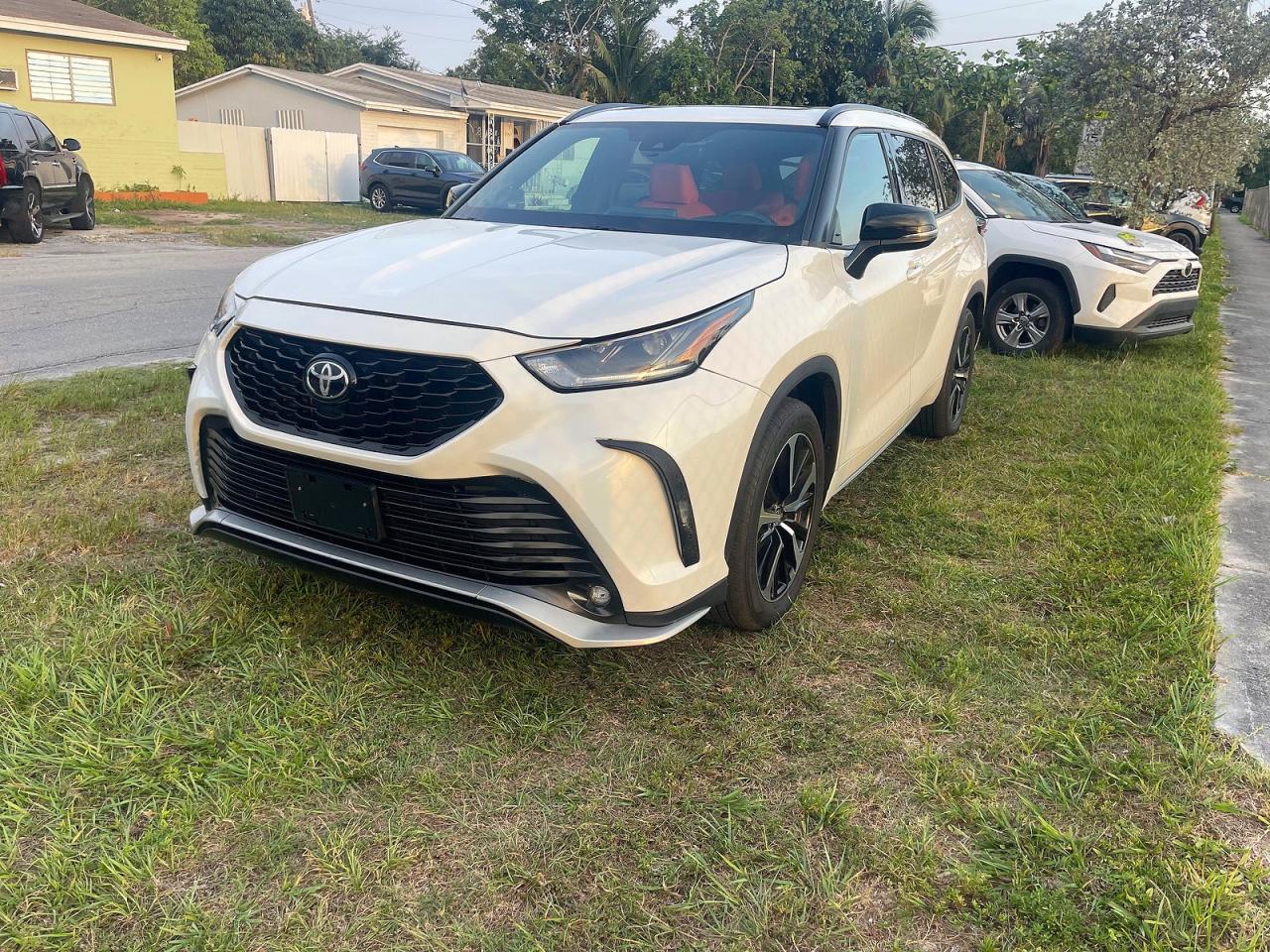 Toyota Highlander Xse