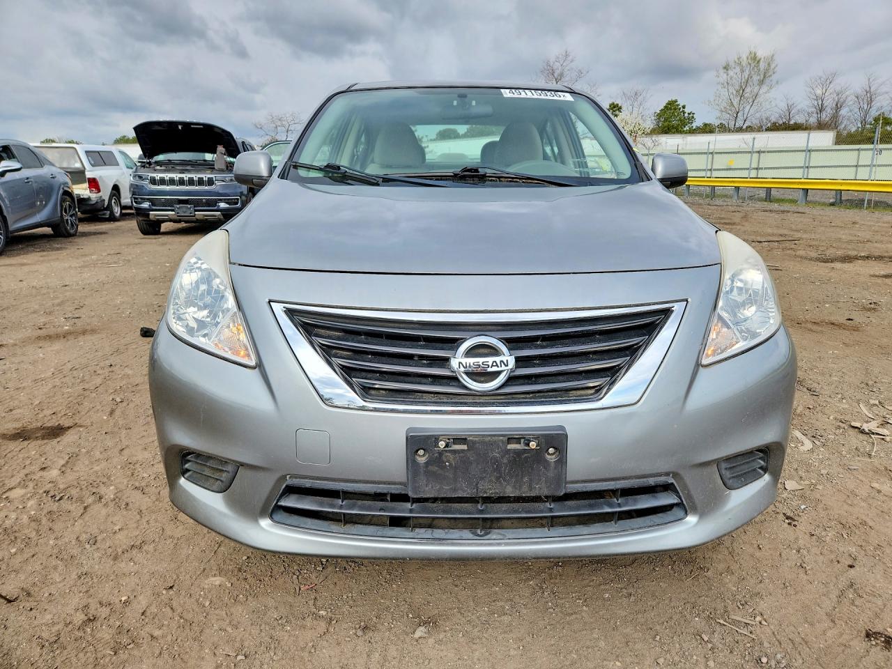 Nissan Versa 1.6 S