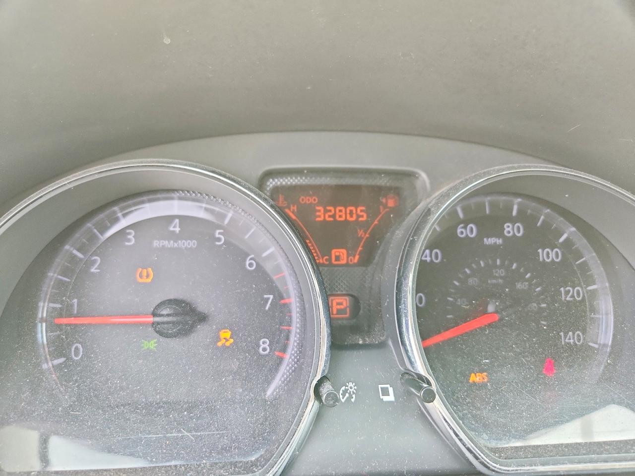 Nissan Versa 1.6 S