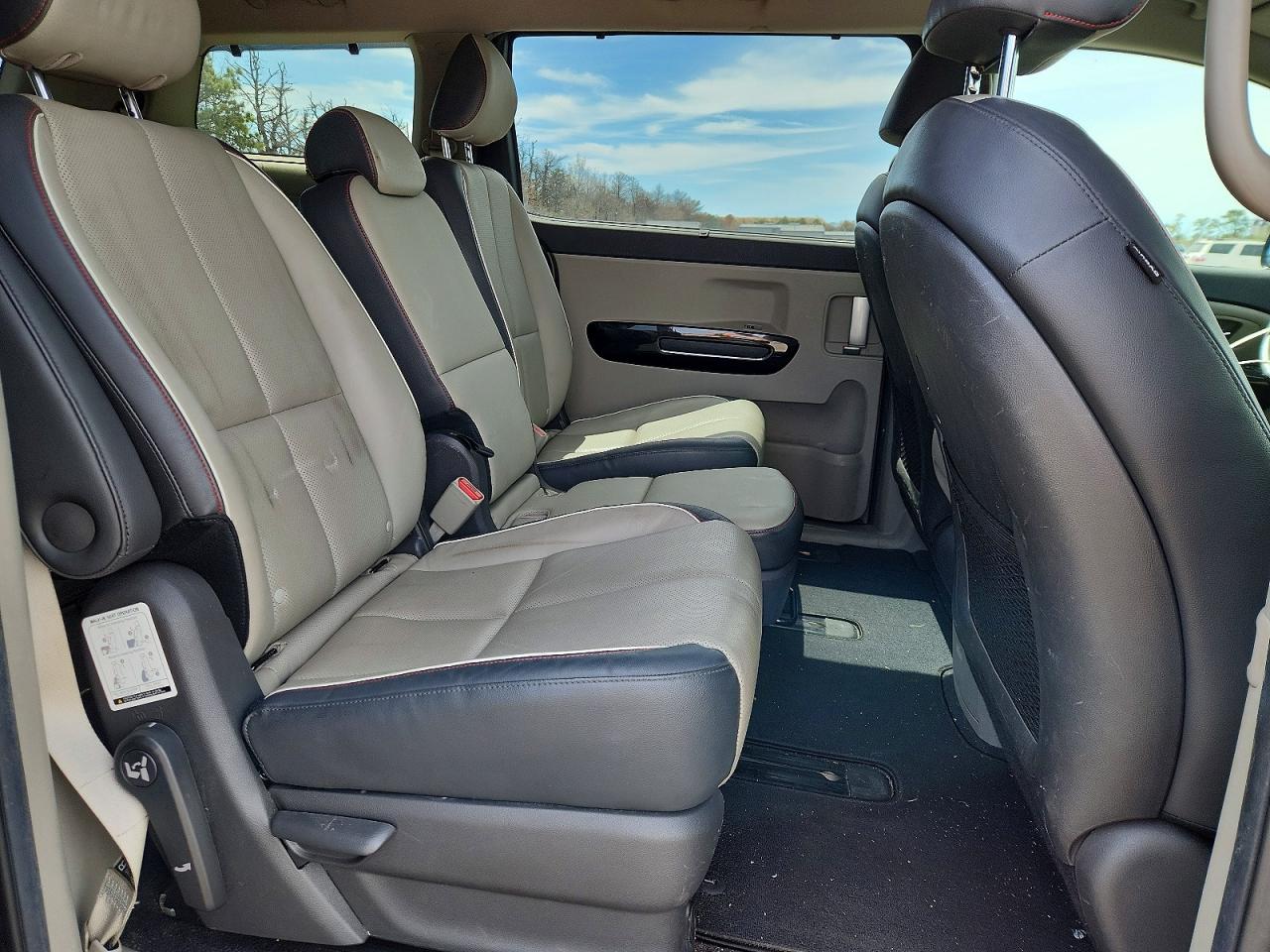 Kia Sedona Ex