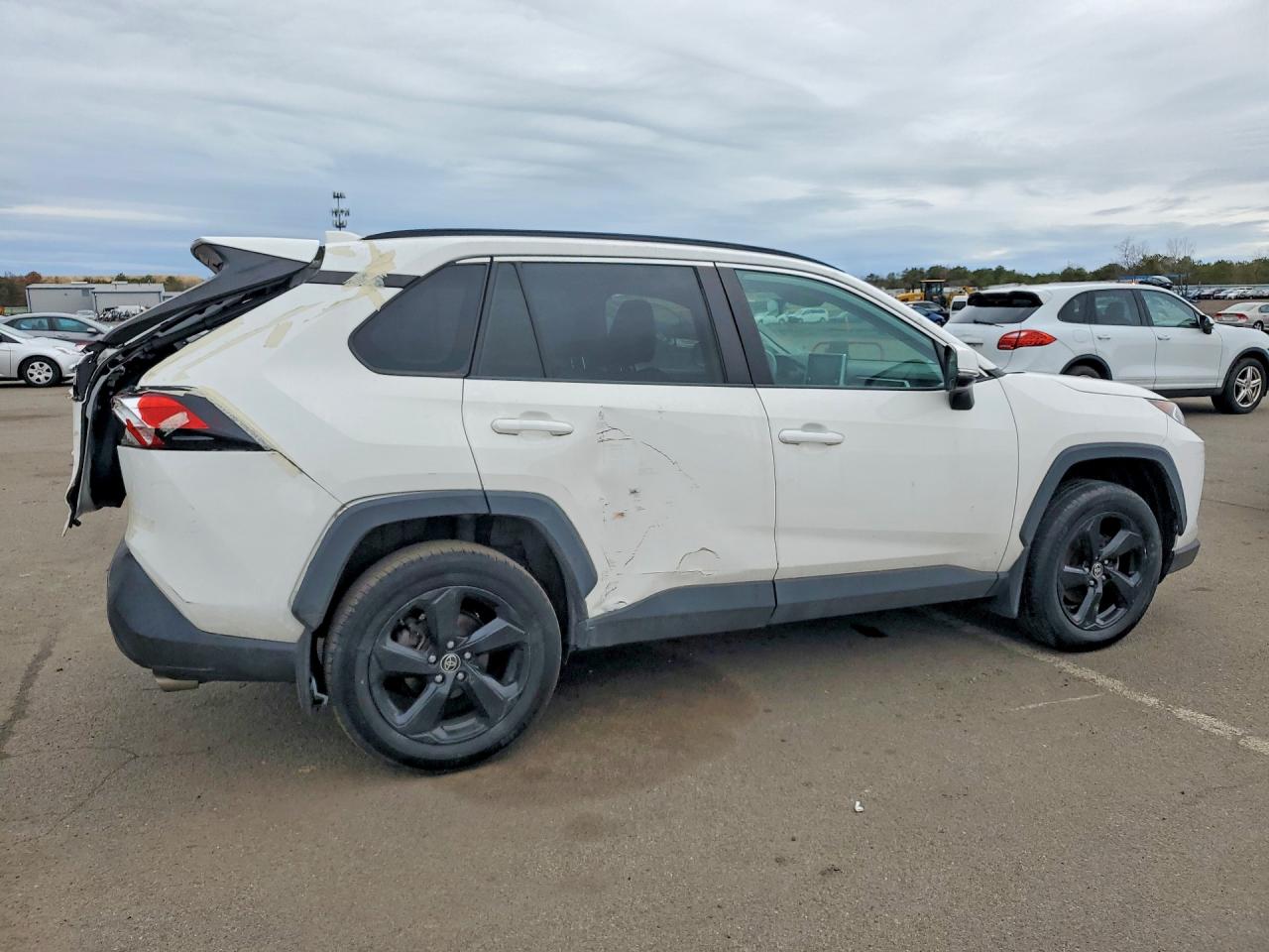 Toyota RAV4 Xle Premium