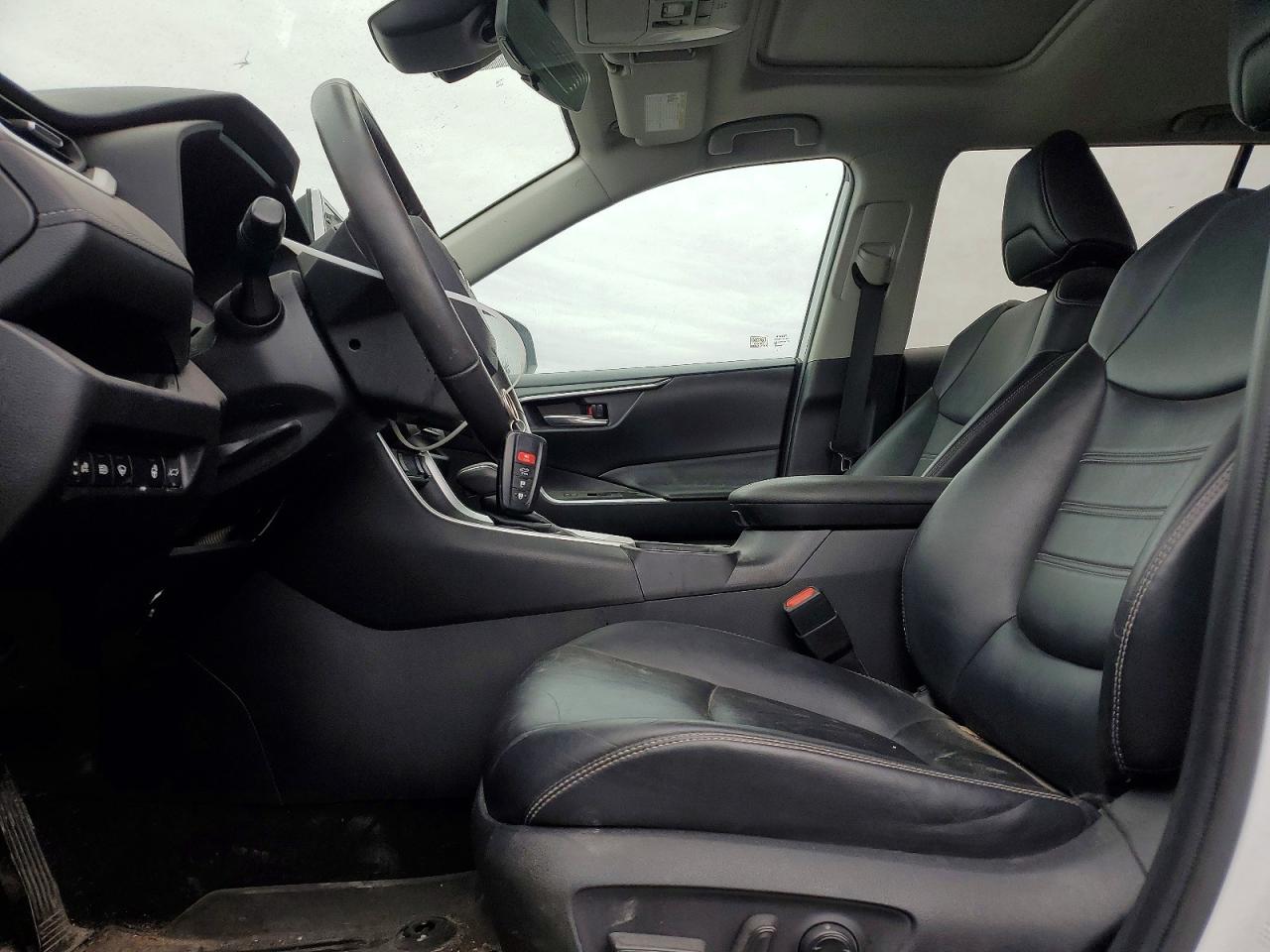 Toyota RAV4 Xle Premium