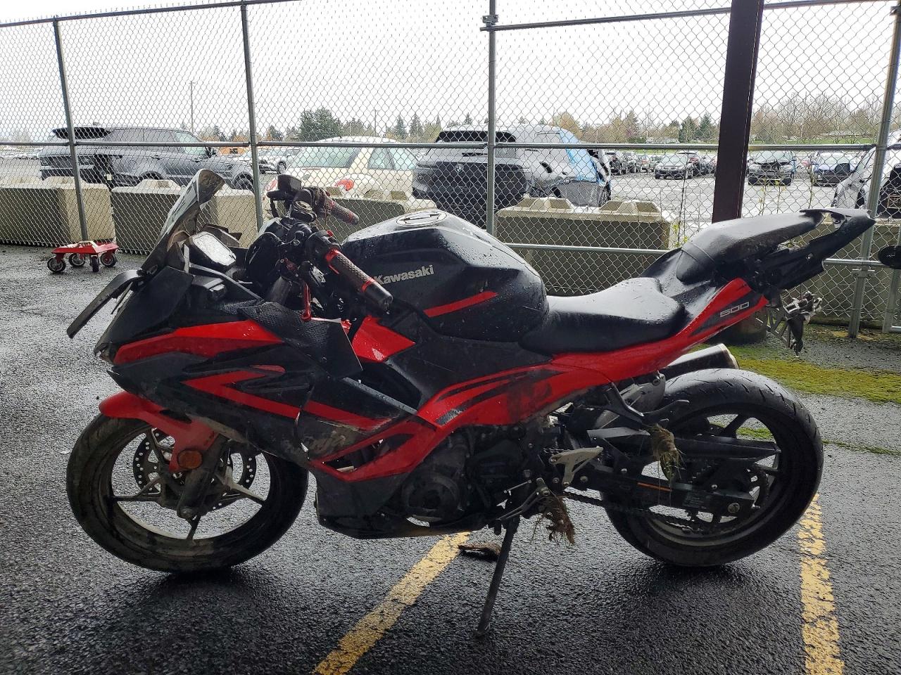 Kawasaki Ex500 A A