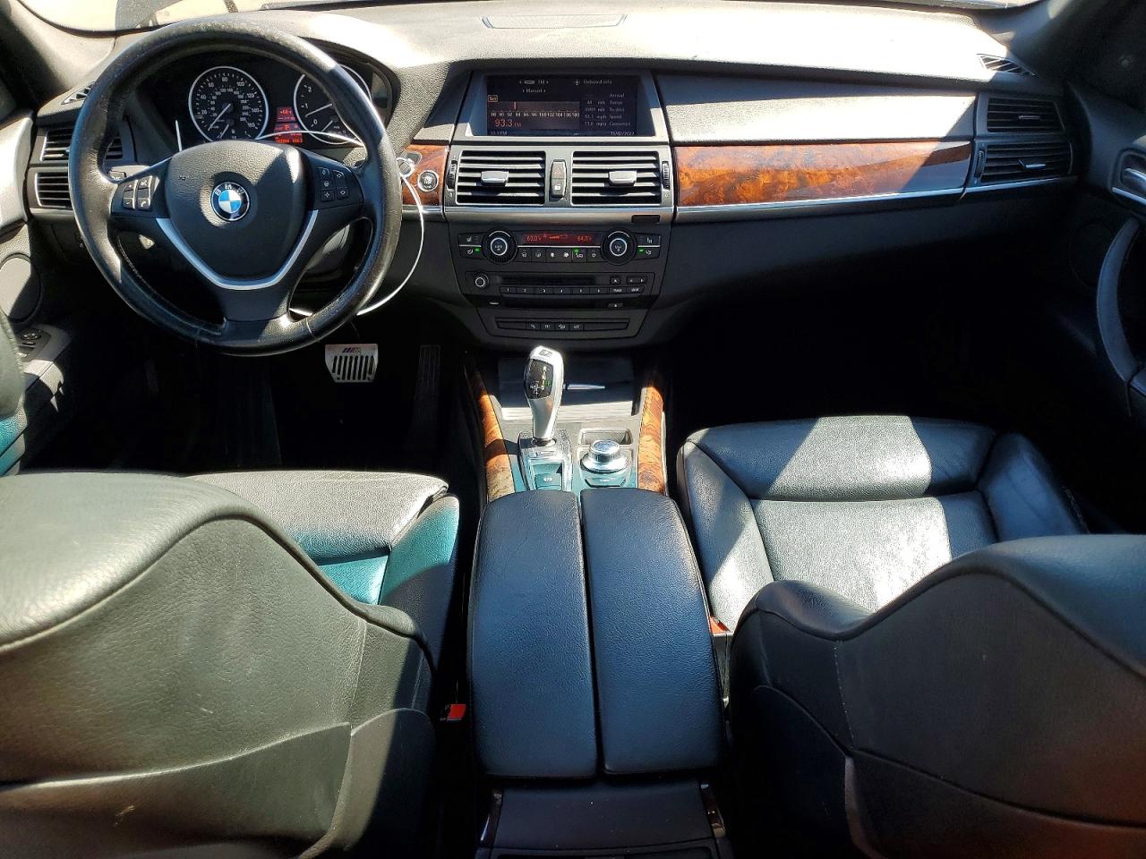 BMW X Series 4.8i