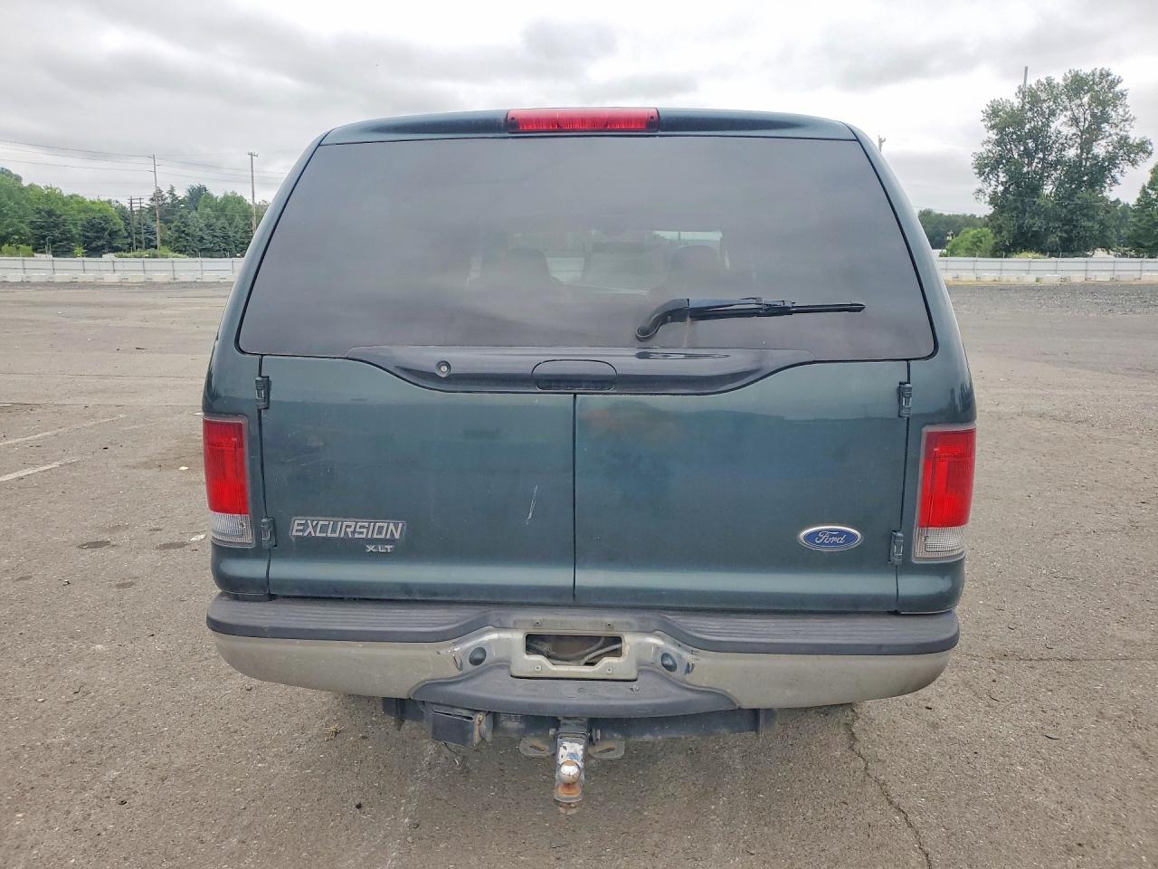 Ford Excursion Xlt