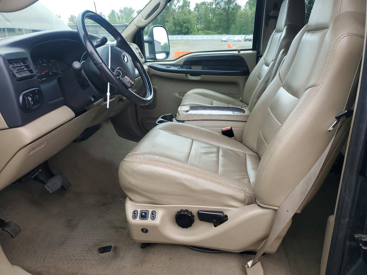 Ford Excursion Xlt