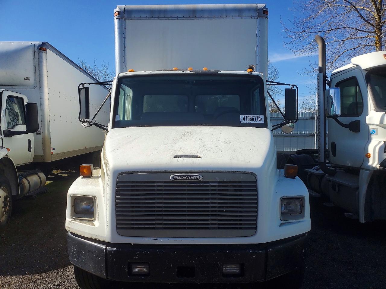 Freigliner Medium Conventional Fl70