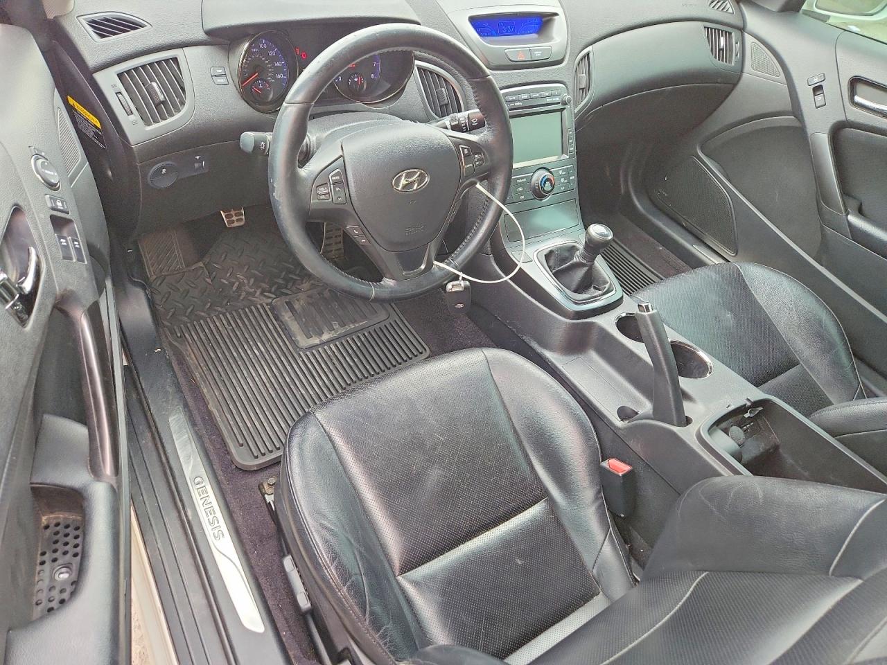 Hyundai Genesis 3.8l