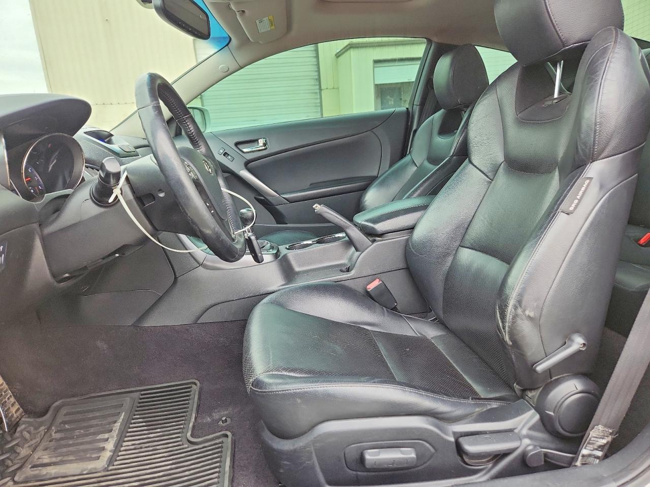 Hyundai Genesis 3.8l