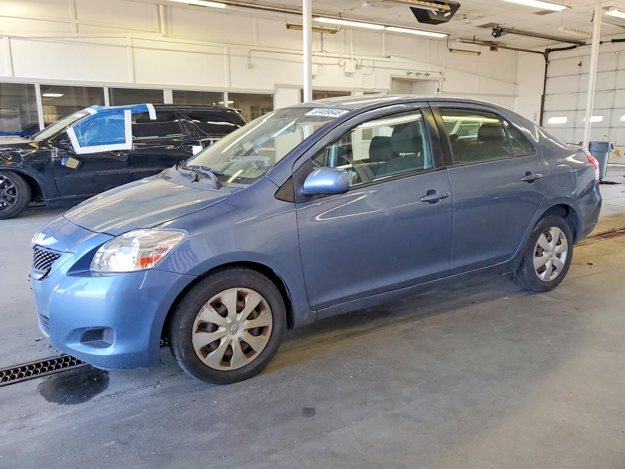 Salvage Toyota Yaris Image