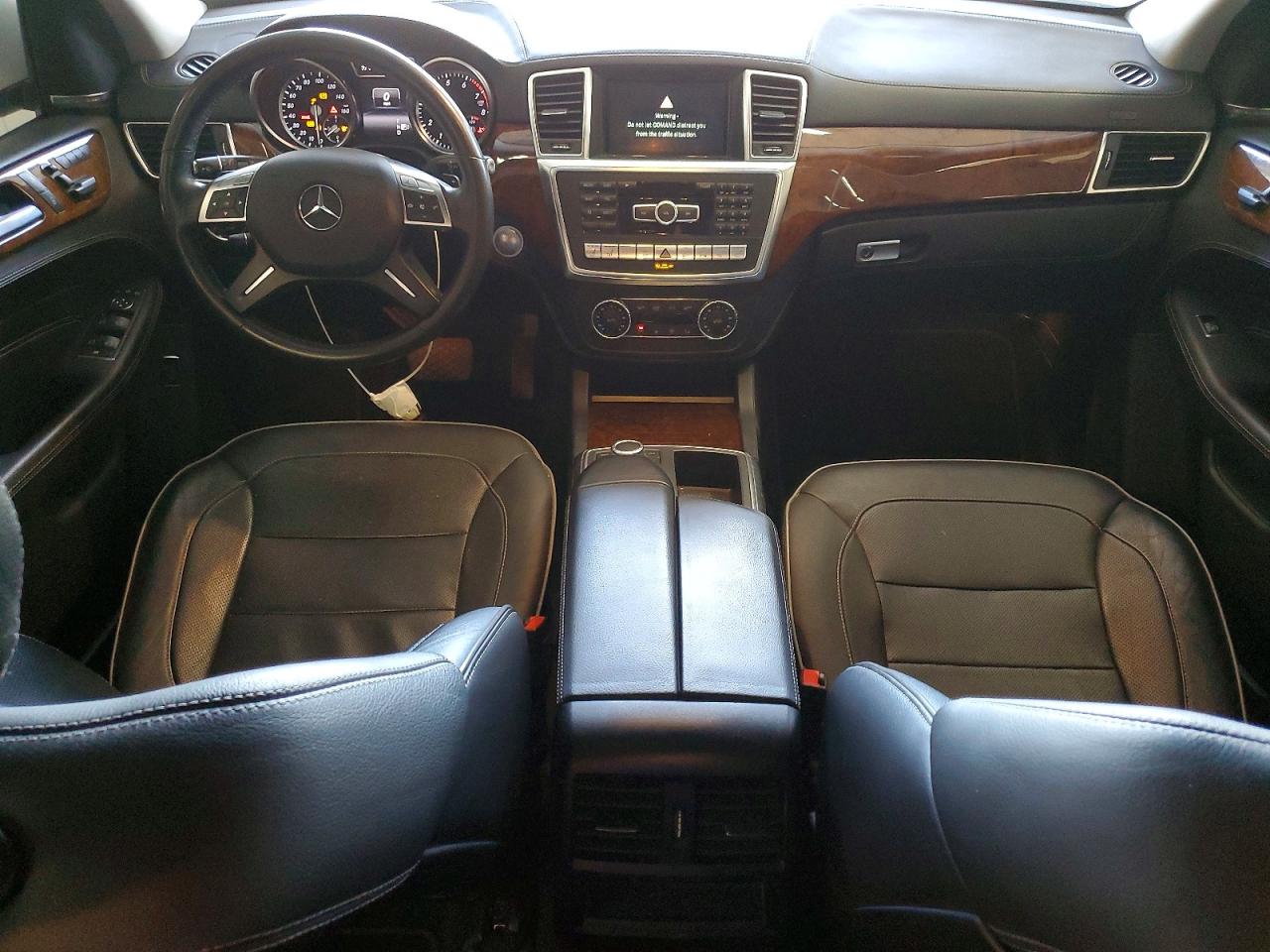 Mercedes-Benz M-Class 550 4matic