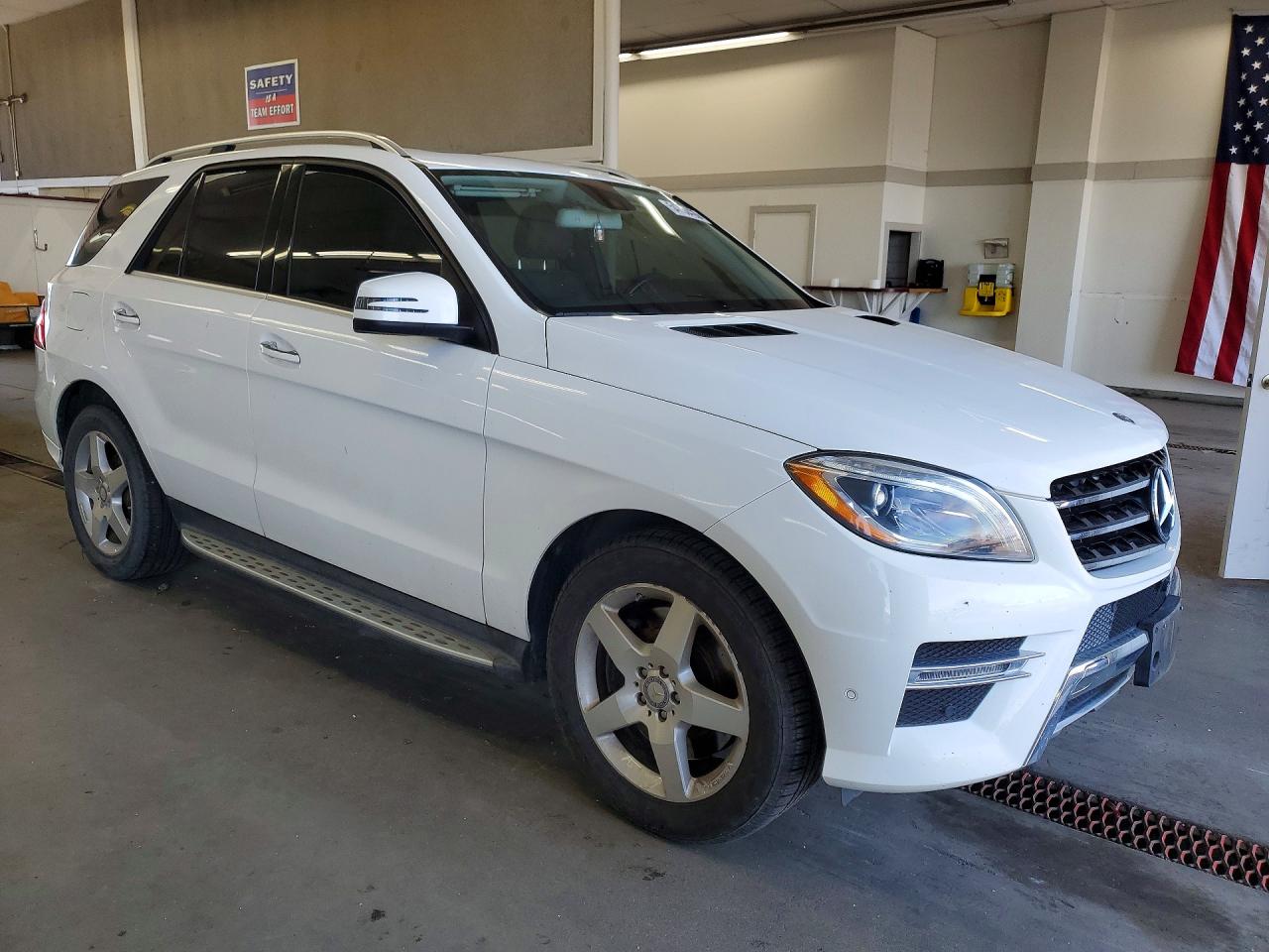 Mercedes-Benz M-Class 550 4matic