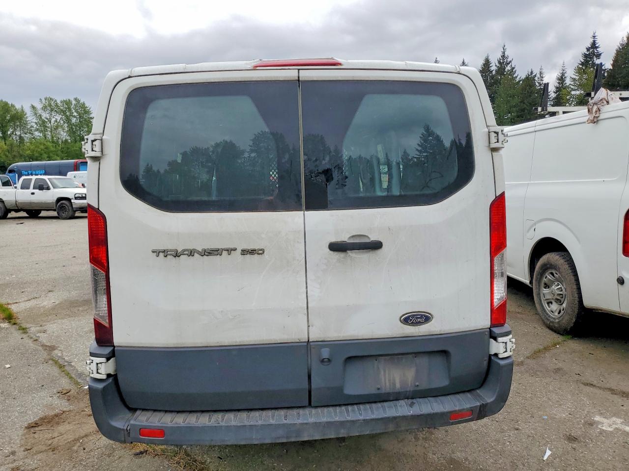 Ford Transit T-250