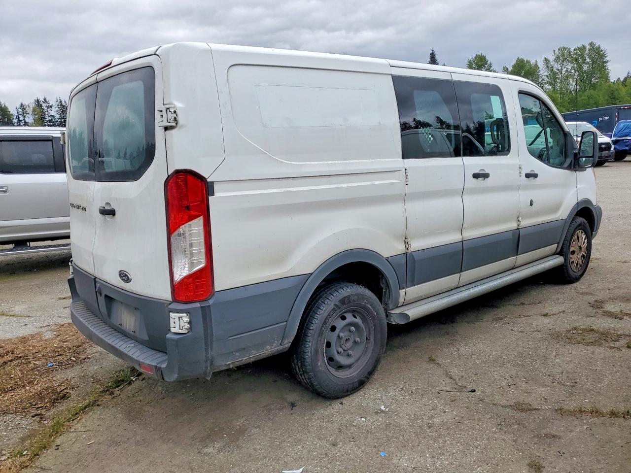 Ford Transit T-250