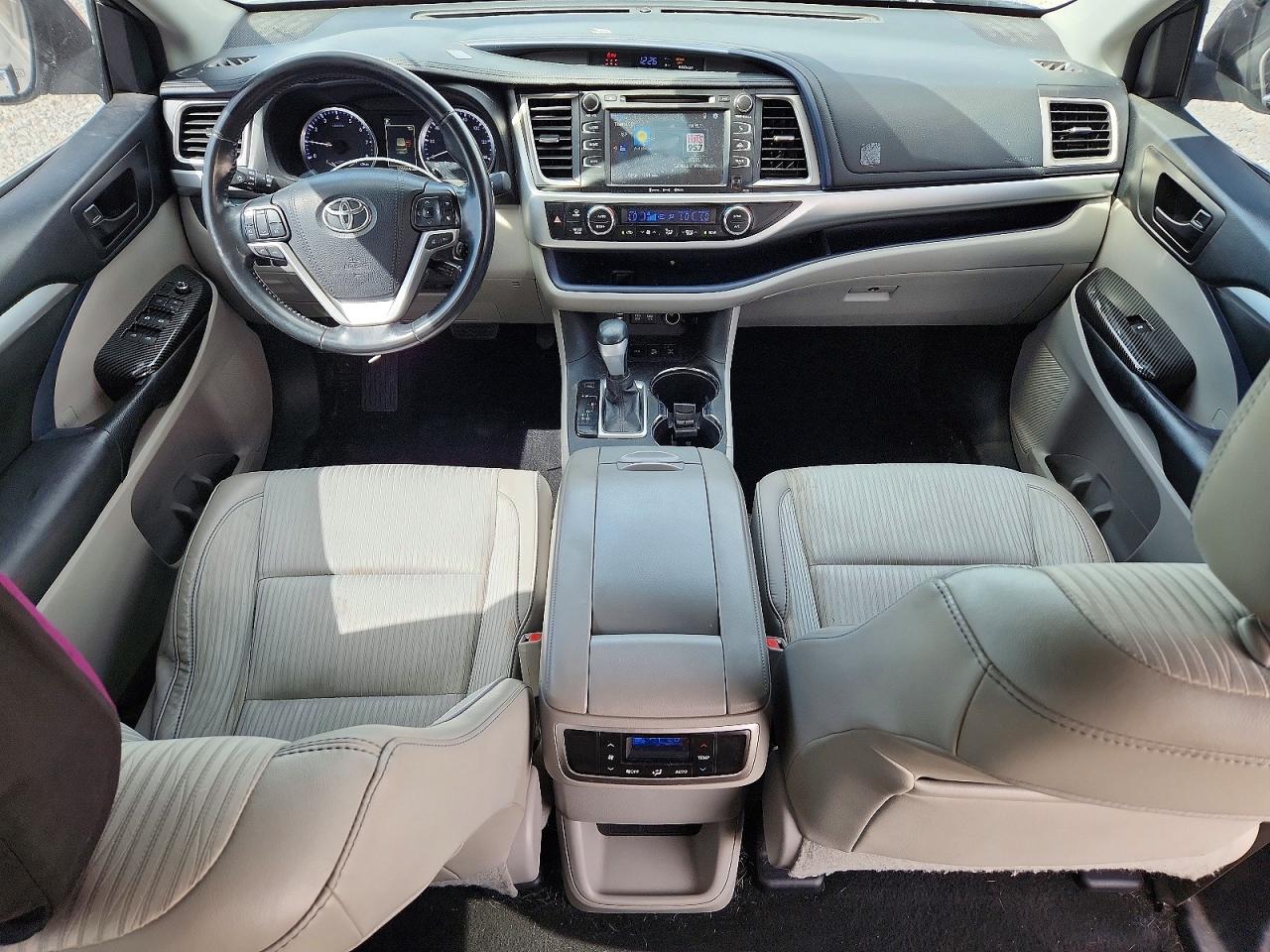 Toyota Highlander Le Plus