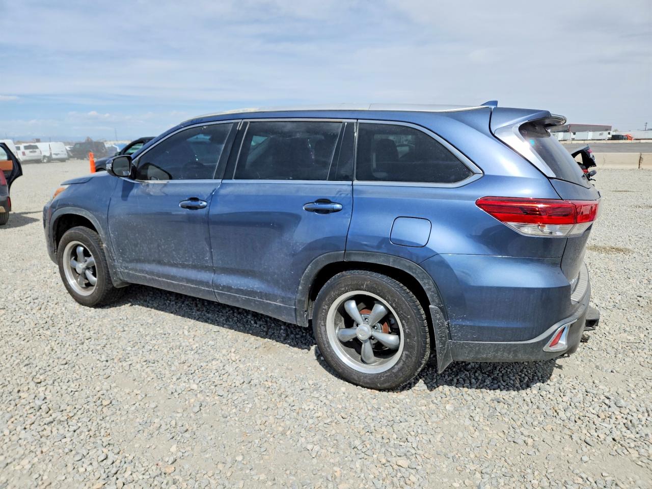 Toyota Highlander Le Plus