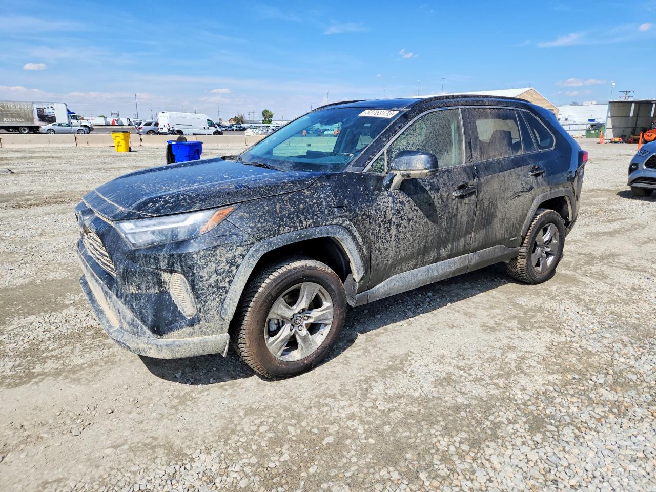 Salvage Toyota RAV4 Image