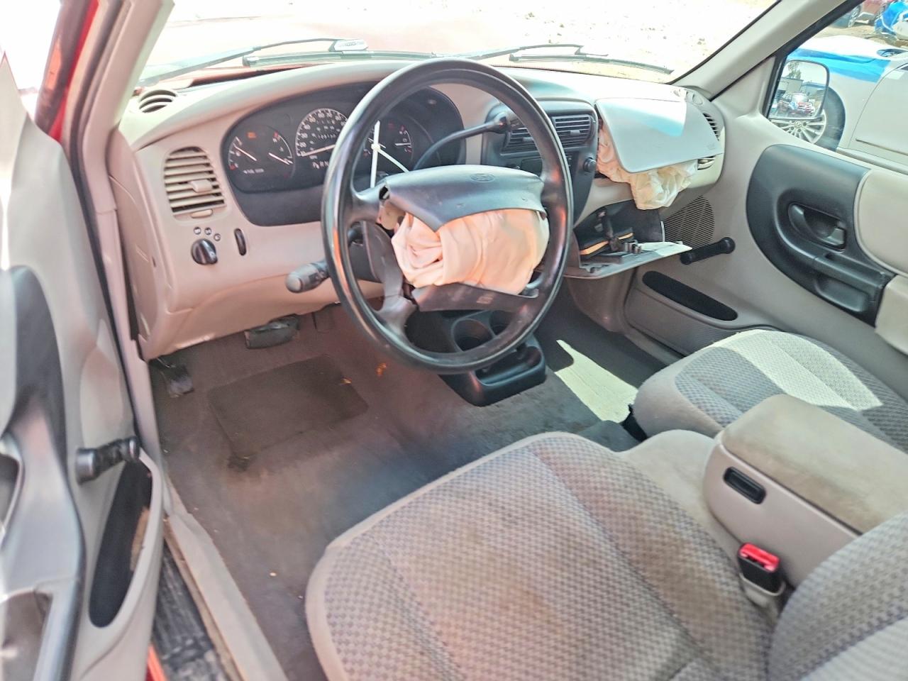 Ford Ranger Super Cab