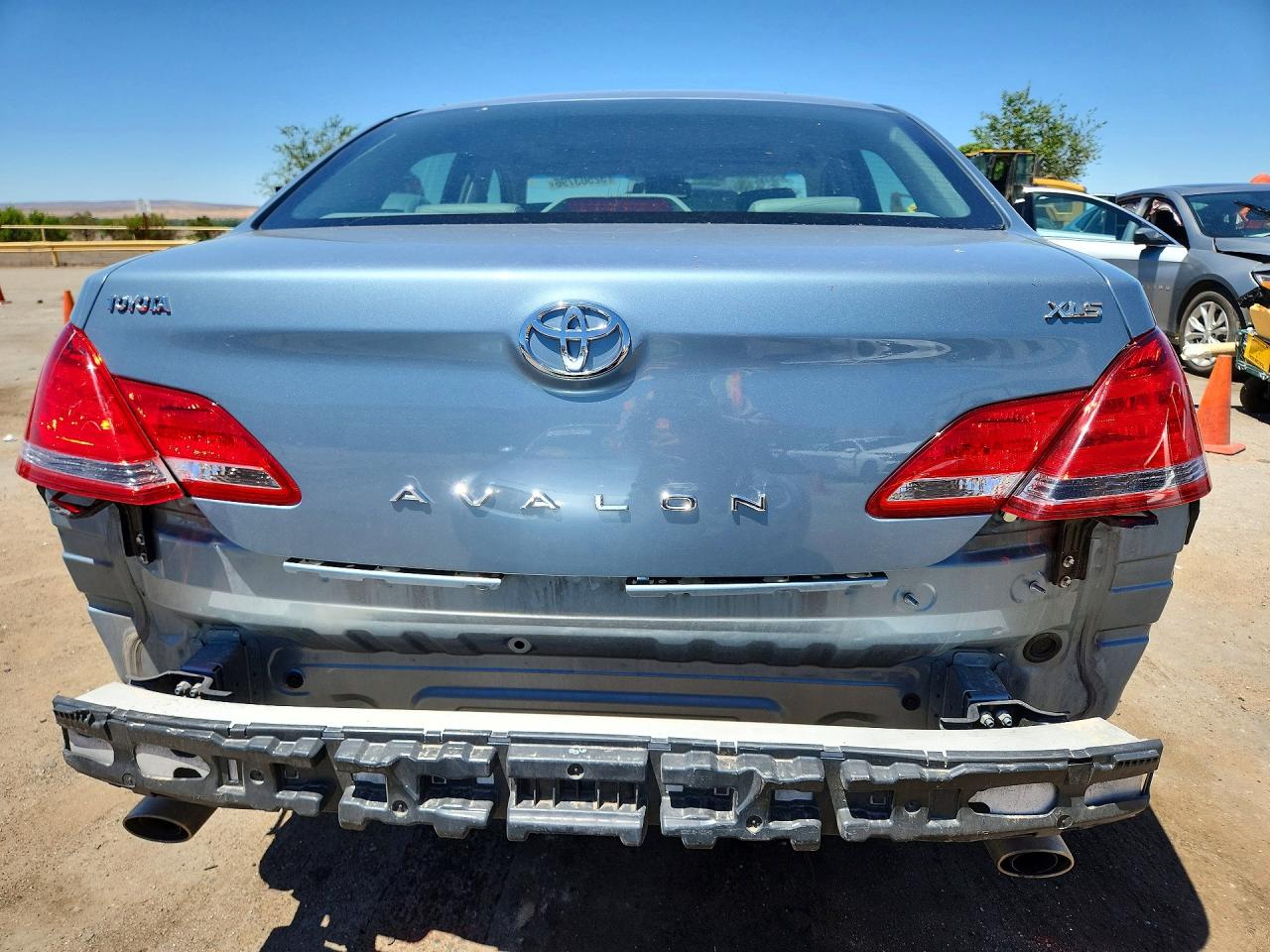 Toyota Avalon Xls