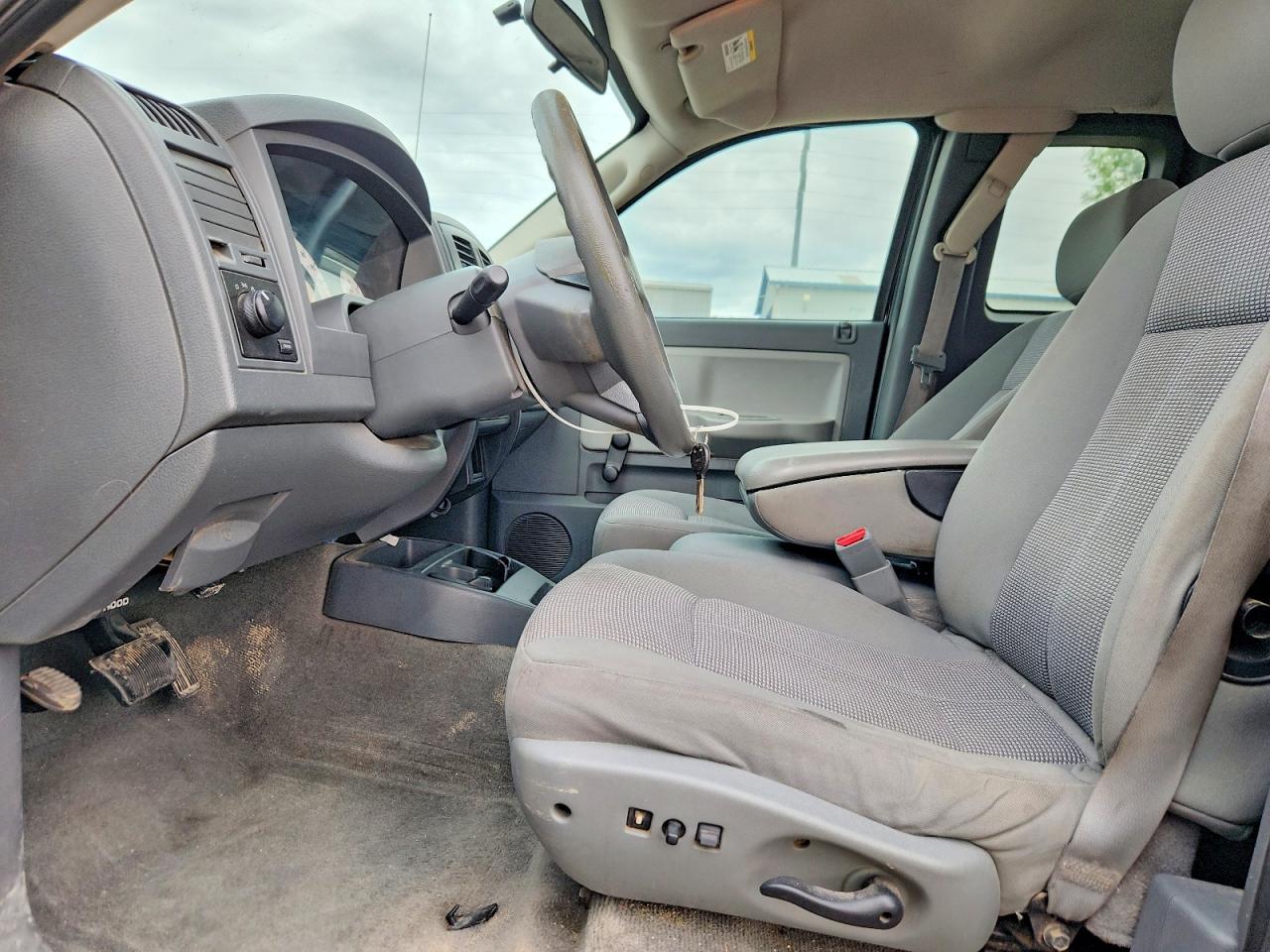 Dodge Dakota St