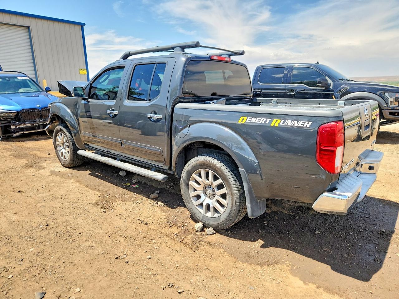 Nissan Frontier S