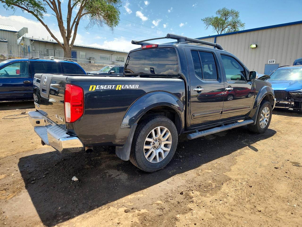 Nissan Frontier S