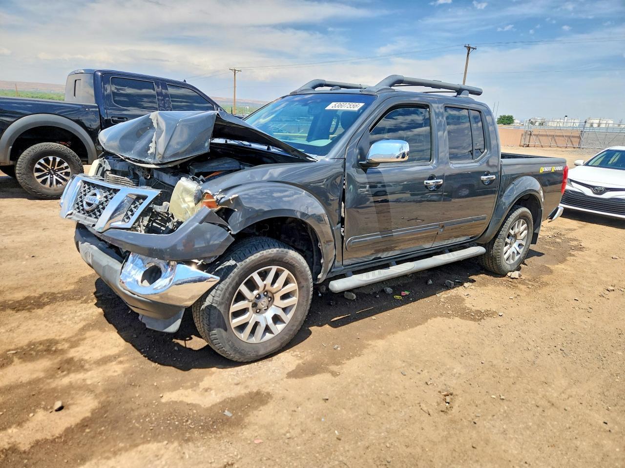 Salvage Nissan Frontier Image