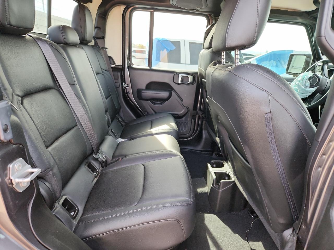 Jeep Gladiator Sport