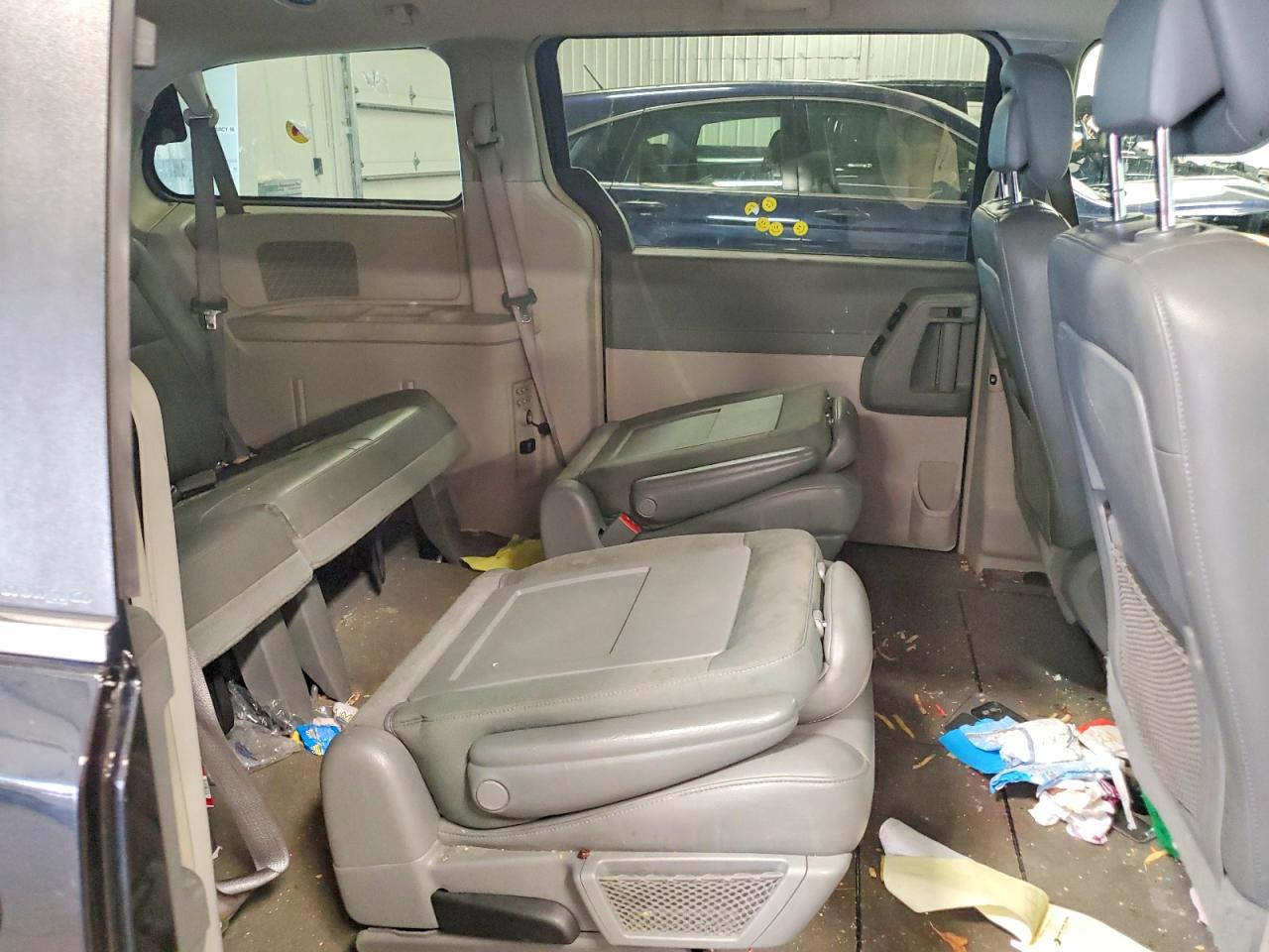 Dodge Caravan Sxt