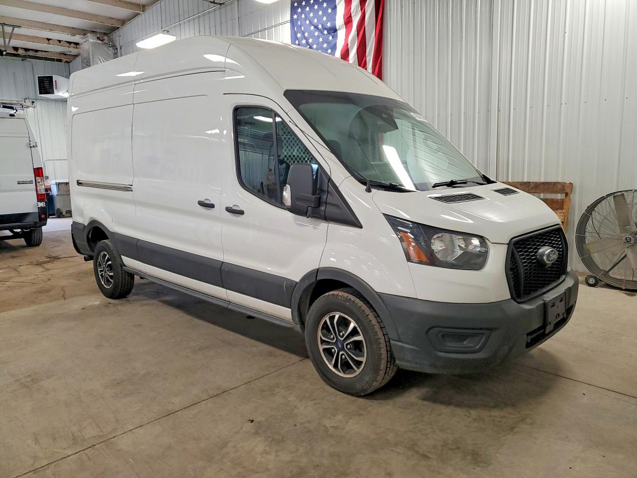 Ford Transit T-250