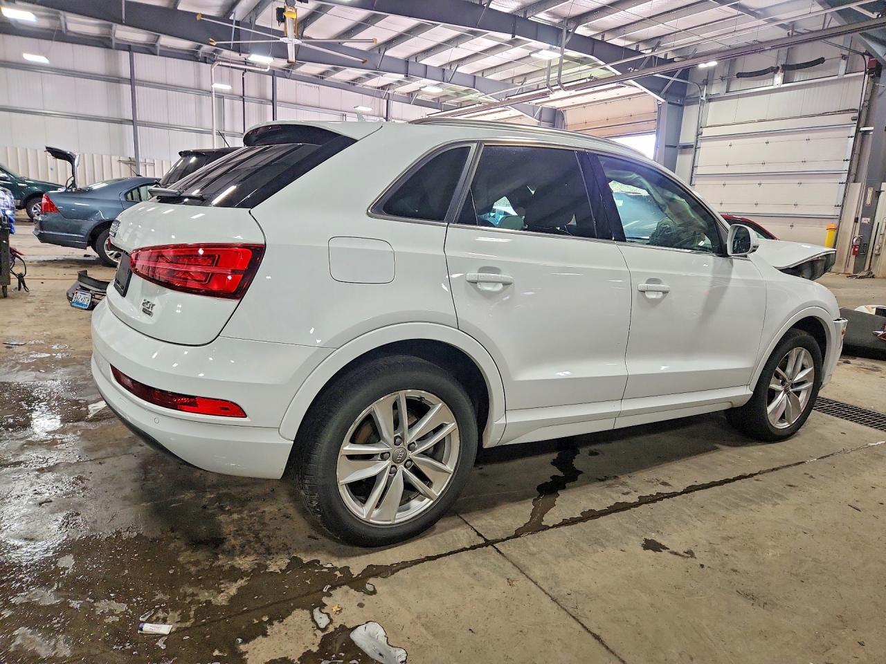 Audi Q3 Premium Plus