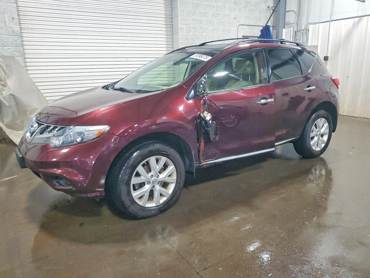 Salvage Nissan Murano Image