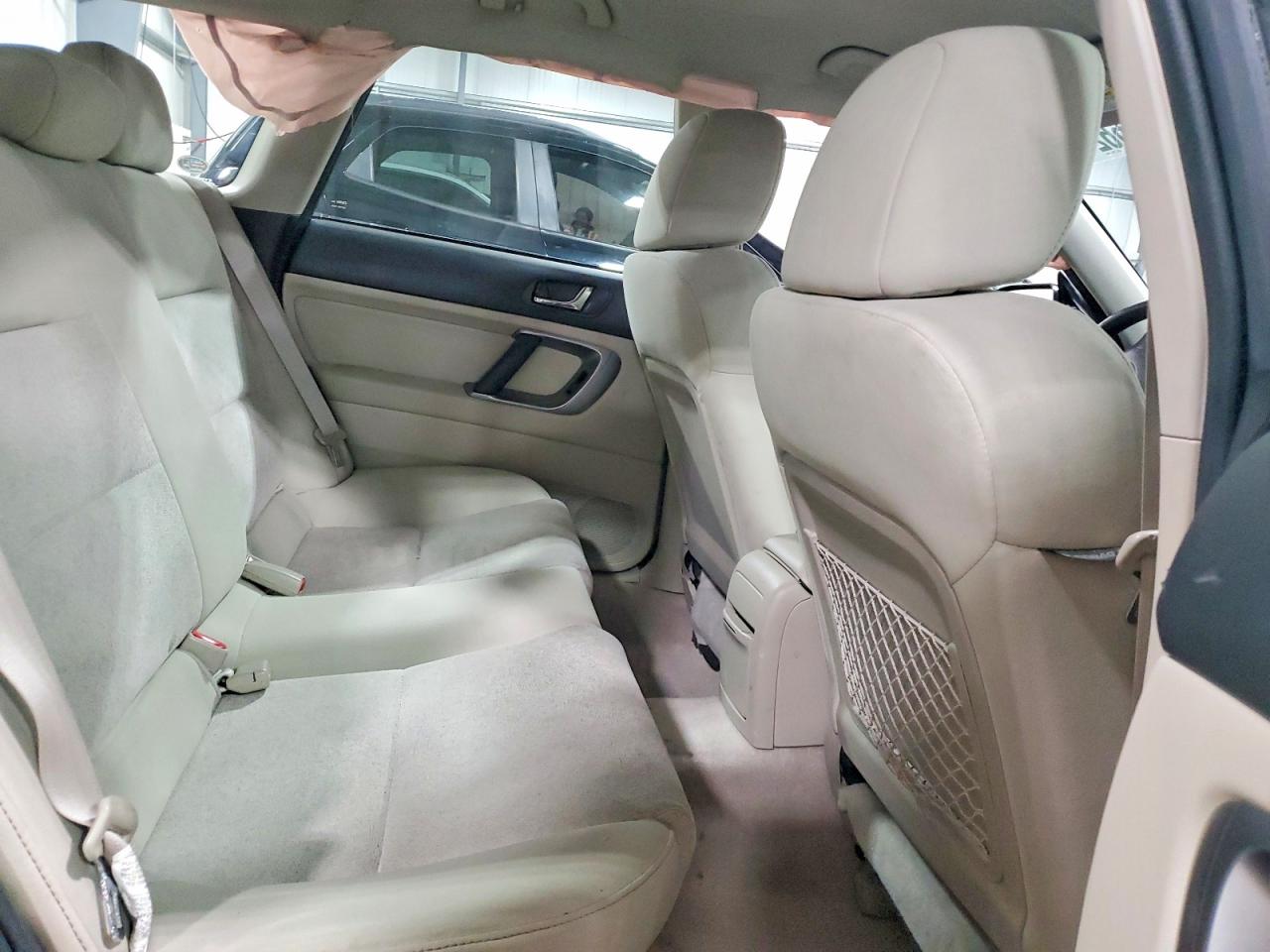 Subaru Outback 2.5i