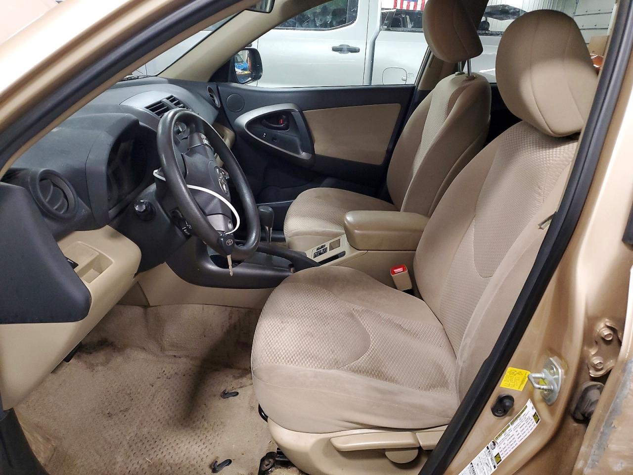 Toyota RAV4 Base