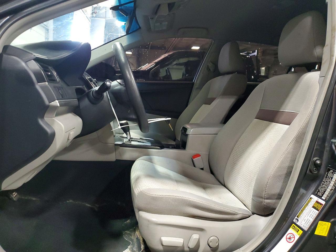 Toyota Camry Le