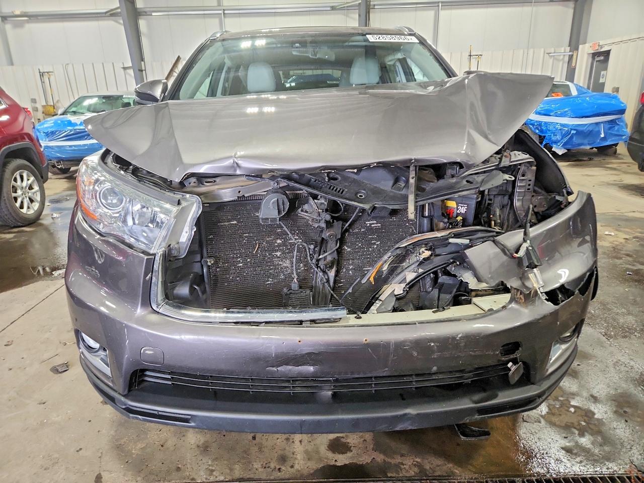 Toyota Highlander Limited Platinum