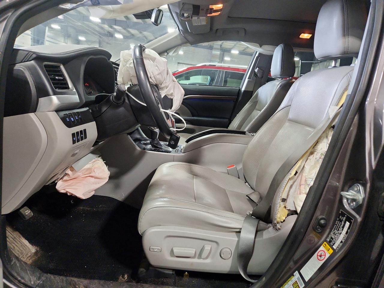Toyota Highlander Limited Platinum